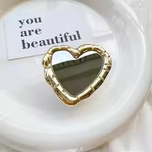 Set of 4 Heart Magnetic Phone Grips