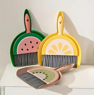 Portable Mini Brush & Dustpan Set