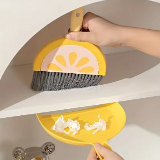 Portable Mini Brush & Dustpan Set